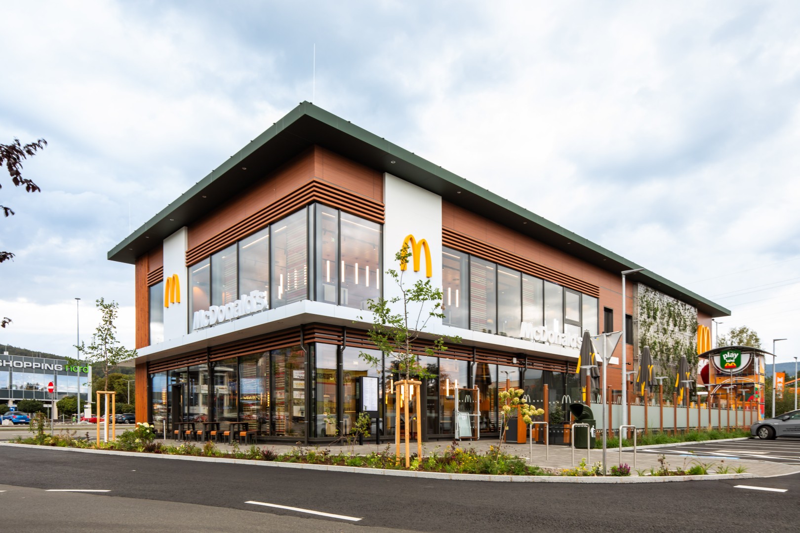 McDonald´s Shopping Nord erstrahlt in neuem Glanz